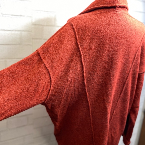 Free People Eucalyptus Wool Blend Cardigan Brick Red Heather XS OVERSIZED - Picture 15 of 16